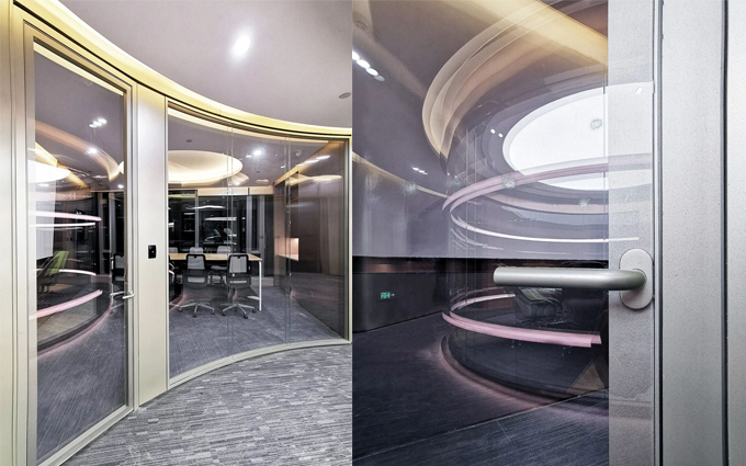 Laatste bedrijfscasus over Curved panoramic glass partition system project